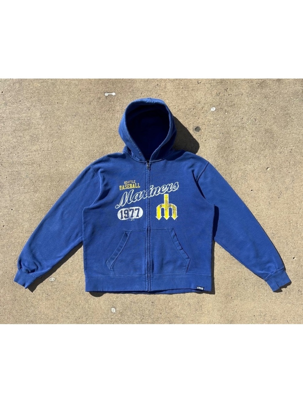 Vintage 90’s Seattle Mariners Faded Big Cotton Zip up Hoodie